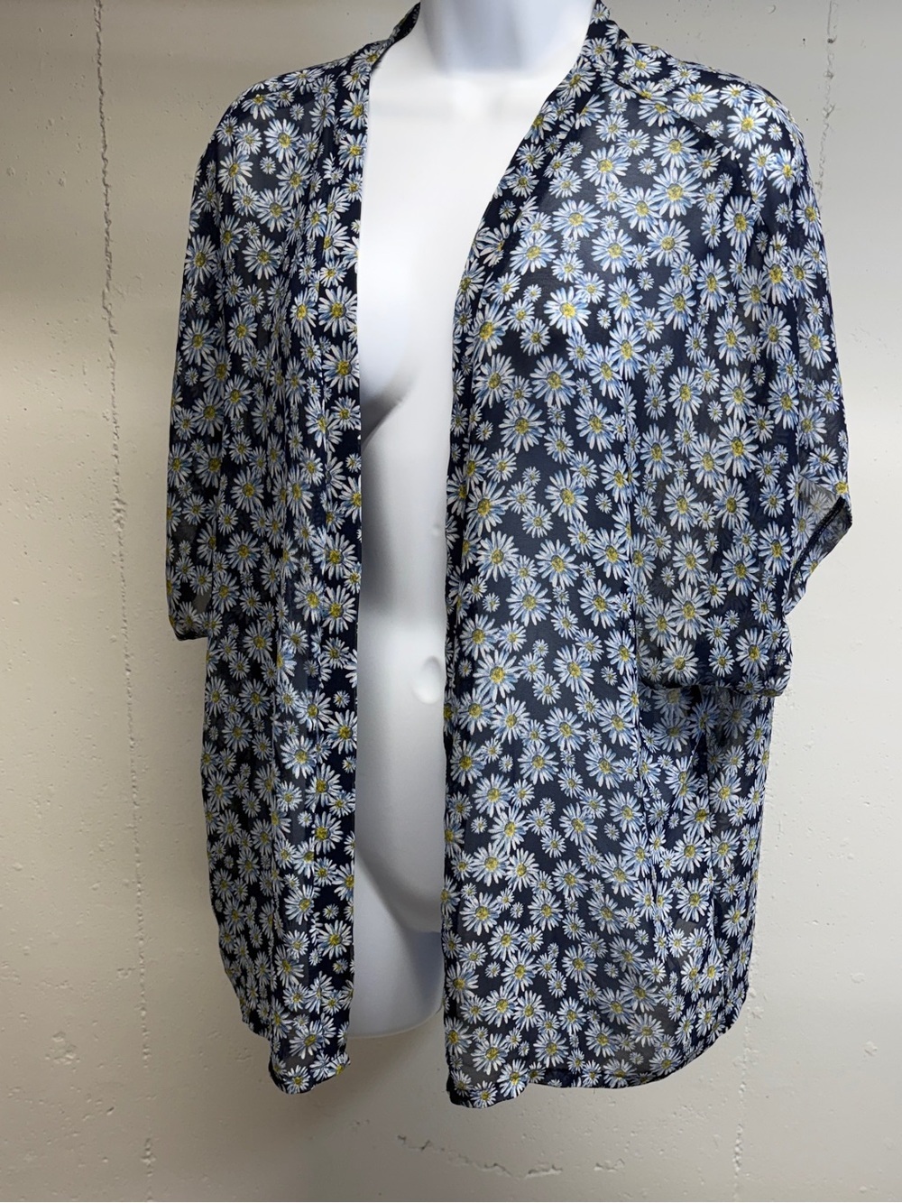 Daisy Print Open Front Kimono - Navy, White & Yellow